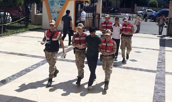 Şanlıurfa'da uyuşturucuya 2 tutuklama