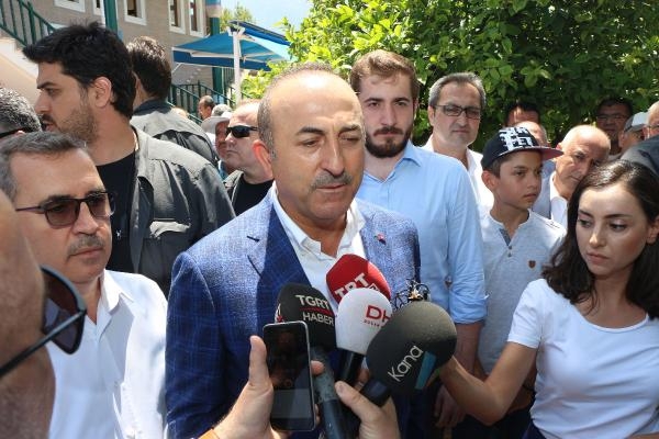 Bakan Cavusoglu Ndan Demiroren Ailesine Bassagligi