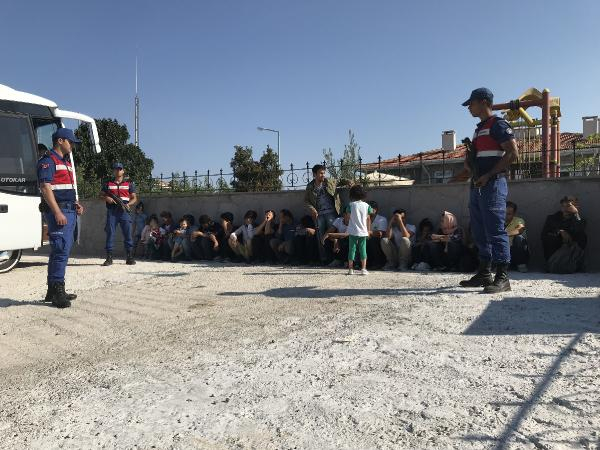 Çanakkale'de 48 kaçak yakalandı